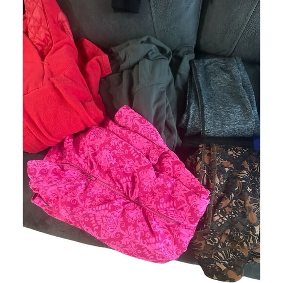 Athleta Outdoor Voice, gymshark Mystery Bundle Leggings Jackets 5–8 Pieces - Picture 9 of 10
